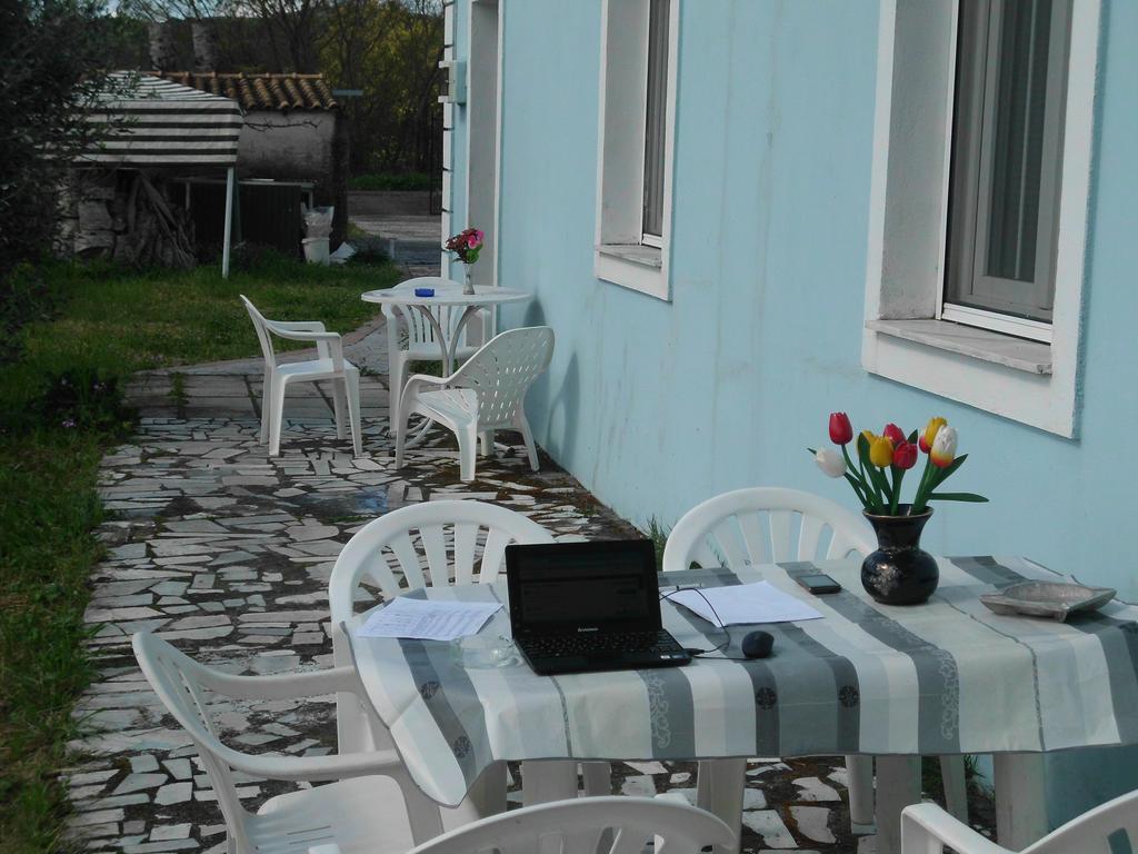 Appartamento Tom'S House Skriperon Esterno foto