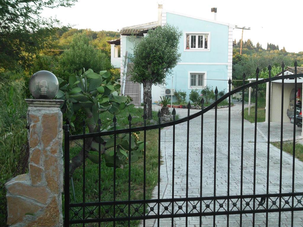 Appartamento Tom'S House Skriperon Esterno foto
